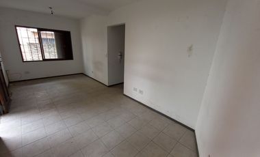 Venta Duplex 3 ambientes con cochera y terraza