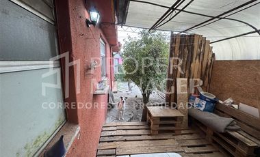 Casa en Venta en Casa Esquina Avenida Francia 216m2 Terreno