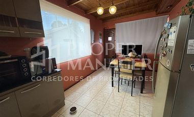 Casa en Venta en Casa Esquina Avenida Francia 216m2 Terreno