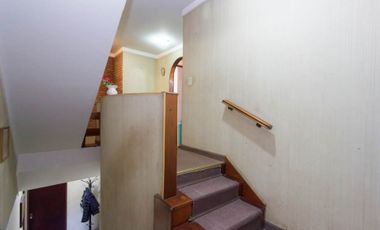 VENTA CASA 5 AMB. PILETA COCHERA JARDÍN SAN ISIDRO