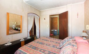 VENTA CASA 5 AMB. PILETA COCHERA JARDÍN SAN ISIDRO