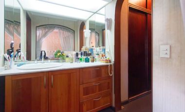 VENTA CASA 5 AMB. PILETA COCHERA JARDÍN SAN ISIDRO