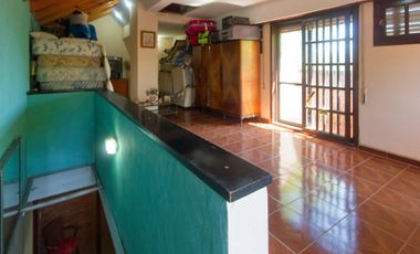 VENTA CASA 5 AMB. PILETA COCHERA JARDÍN SAN ISIDRO