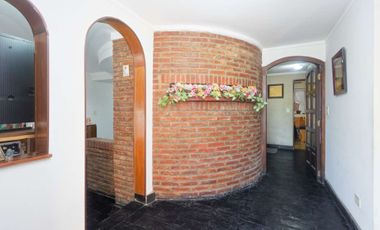 VENTA CASA 5 AMB. PILETA COCHERA JARDÍN SAN ISIDRO