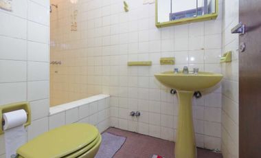 VENTA CASA 5 AMB. PILETA COCHERA JARDÍN SAN ISIDRO