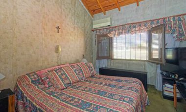 VENTA CASA 5 AMB. PILETA COCHERA JARDÍN SAN ISIDRO