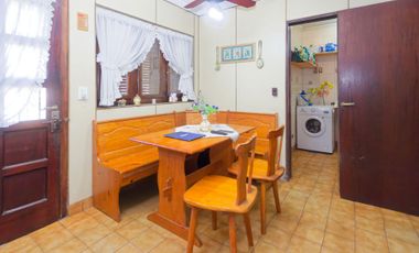 VENTA CASA 5 AMB. PILETA COCHERA JARDÍN SAN ISIDRO