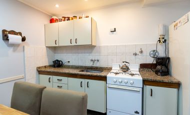 VENTA CASA 3 AMB EN CASEROS -PERMUTA-