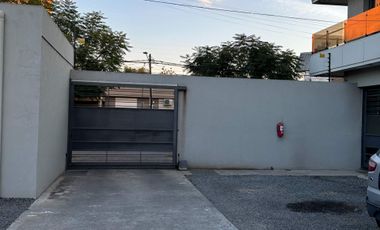 VENTA DEPTO 2 AMBIENTES MORENO COCHERA CATEGORIA