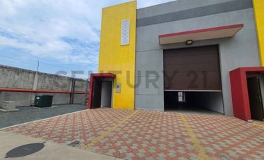 Venta de Bodega con Mezzanine – Almax 3, Vía a Samborondón