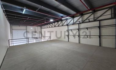 Venta de Bodega con Mezzanine – Almax 3, Vía a Samborondón