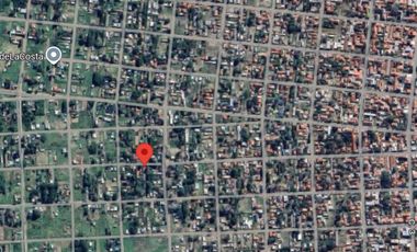 Casa en venta - 2 Dormitorios 1 Baño - Cochera - 85Mts2 - Mar del Tuyú