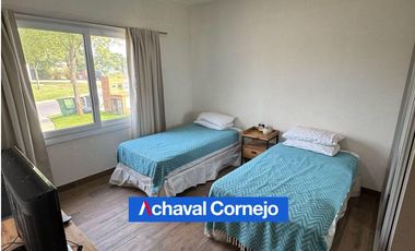 Casa de una planta al agua en ALQUILER amoblada en Ceibos, Puertos