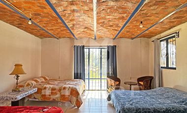 CASA DE CAMPO EN VENTA EN LA MANZANILLA DE LA PAZ