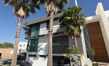 RESIDENCIA EN VENTA EN CONDOMINIO PRIVADO AL NORTE DE AGUASCALIENTES