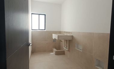 CASA EN VENTA EN CUMBRES ELITE PREMIER