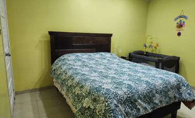 Cómoda y funcional casa, en excelente estado de conservación