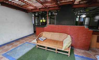 Cómoda y funcional casa, en excelente estado de conservación