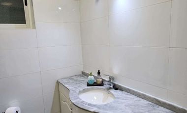 Cómoda y funcional casa, en excelente estado de conservación