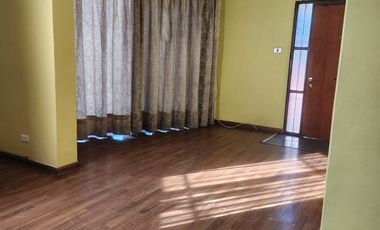 Cómoda y funcional casa, en excelente estado de conservación