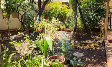 Cómoda y funcional casa, en excelente estado de conservación