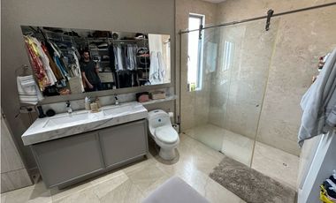 APARTAMENTO EN ALTOS DE RIOMAR EN VENTA