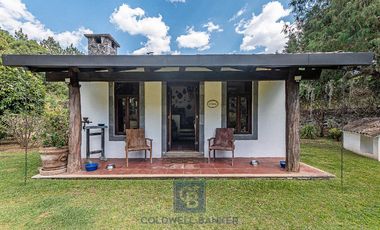 Precioso conjunto de 3 casas con capilla en Malinalco