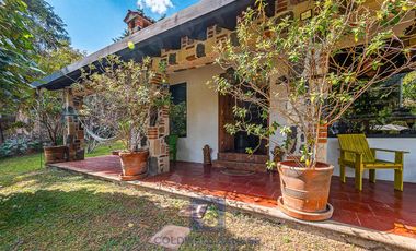 Precioso conjunto de 3 casas con capilla en Malinalco