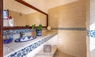 Precioso conjunto de 3 casas con capilla en Malinalco