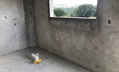 Terreno en VENTA de 510m2 con construcción en planta baja - Haras La Joya