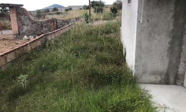 Terreno en VENTA de 510m2 con construcción en planta baja - Haras La Joya