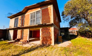 TERRENO EN VENTA DE 1532 M2 CON CONSTRUCCION DE 132.90 INCLUIDA