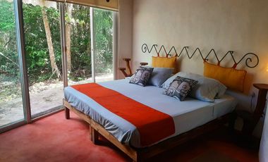 Terreno con Villa y Cenote en Ruta de Los Cenotes, Puerto Morelos