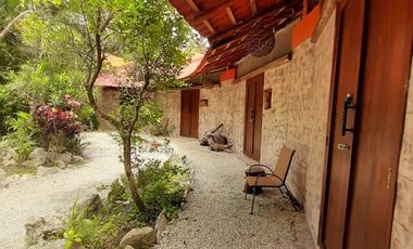 Terreno con Villa y Cenote en Ruta de Los Cenotes, Puerto Morelos