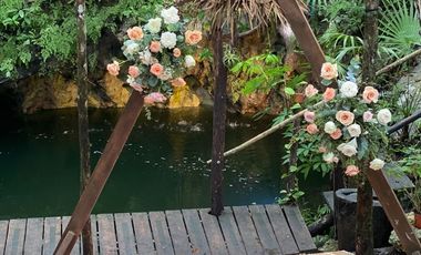 Terreno con Villa y Cenote en Ruta de Los Cenotes, Puerto Morelos