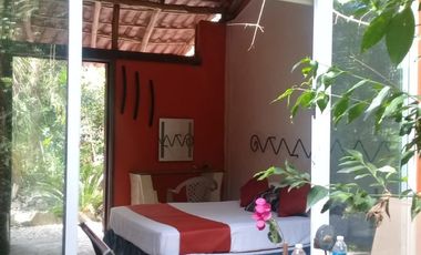 Terreno con Villa y Cenote en Ruta de Los Cenotes, Puerto Morelos
