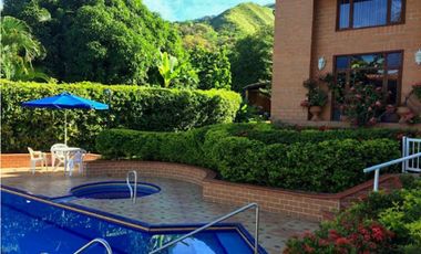 Casa Campestre Amoblada en Arriendo en Medellin Sector San Jerónimo