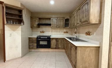 Casa en Renta La moraleja, Residencia Semiamueblada, Pachuca, Hidalgo