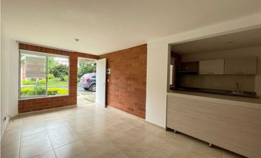 Oportunidad Única, Casa En Venta Con Encanto En Cerritos