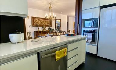 Vendo moderno apto piso alto, super vista, Inferior con El Campestre