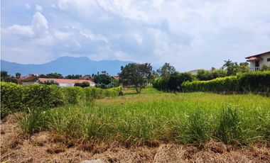 VENTA ESPECTACULAR LOTE DENTRO DEL MEJOR CONDOMINIO DE CHINAUTA