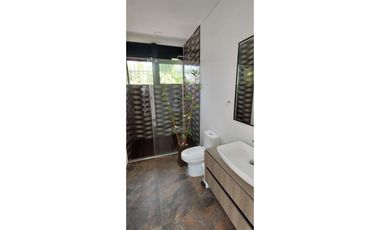 VENTA ESPECTACULAR CASA CAMPESTRE UBICADA EN RICAURTE CUNDINAMARCA