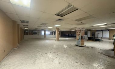 Edificio Mixto en Venta en Mitras Sur