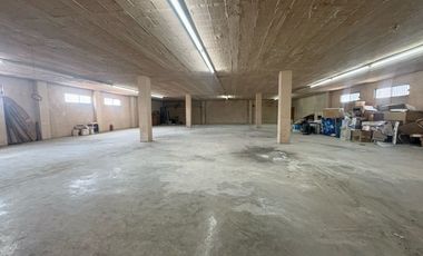 Edificio Mixto en Venta en Mitras Sur