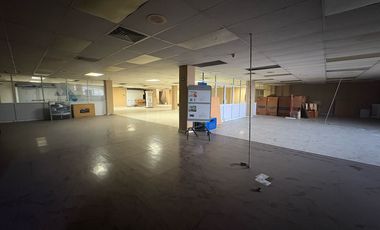 Edificio Mixto en Venta en Mitras Sur