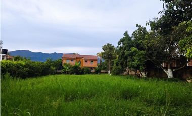 VENTA EXCELENTE LOTE EN EL MEJOR CONDOMINIO DE CHINAUTA CUNDINAMARCA