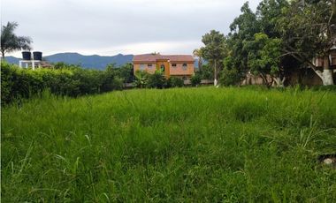 VENTA EXCELENTE LOTE EN EL MEJOR CONDOMINIO DE CHINAUTA CUNDINAMARCA