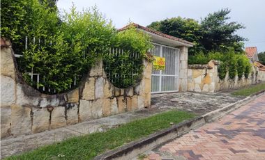 VENTA EXCELENTE LOTE EN EL MEJOR CONDOMINIO DE CHINAUTA CUNDINAMARCA