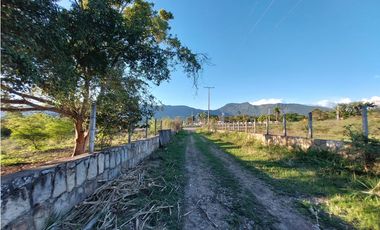 VENTA ESPECTACULAR LOTE TOTALMENTE PLANO EN CHINAUTA CUNDINAMARCA