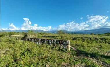 VENTA ESPECTACULAR LOTE TOTALMENTE PLANO EN CHINAUTA CUNDINAMARCA